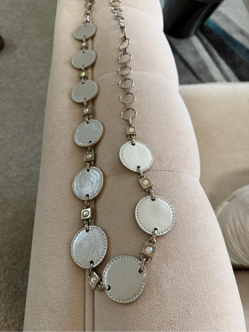 Belt silver leather circles separated with silver solid squares embed with Cryst